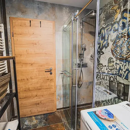 Vazataor With Sauna * Brežice